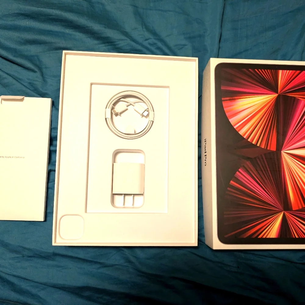 Ipad pro 11 in 3rd generation Wi-Fi plus cellular 5G